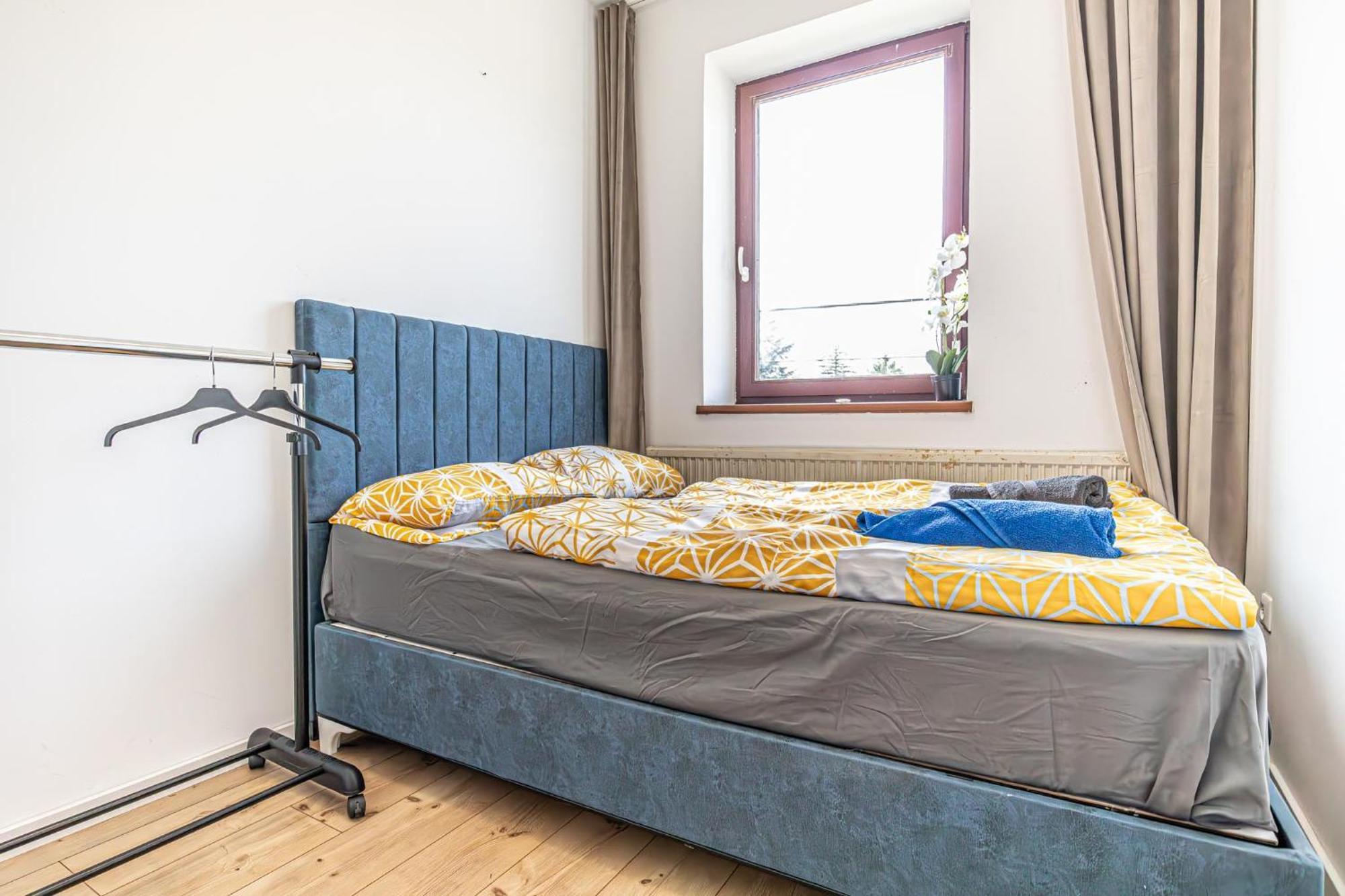 Cozy Entire House With Terrace And Garden, Up To 34p Apartment Wien